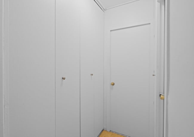 Building Photo - 135 Montgomery St