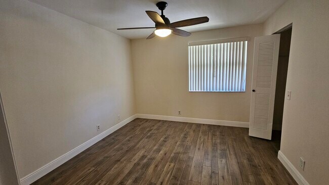 Building Photo - 6560 Via Regina