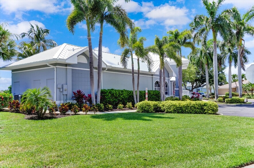 Building Photo - 16901 Colony Lakes Blvd