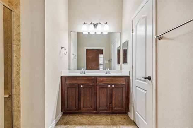 Building Photo - 1924 Lantana Ln