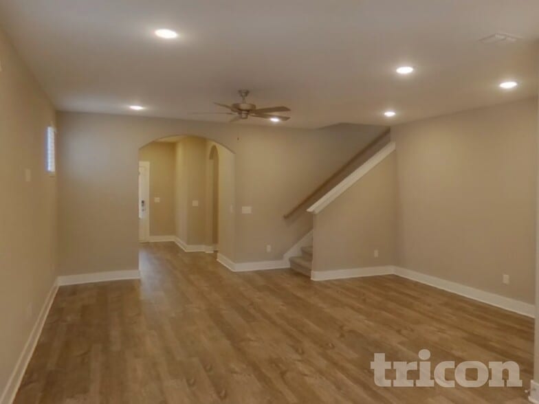 Building Photo - 2144 Welltown Ln