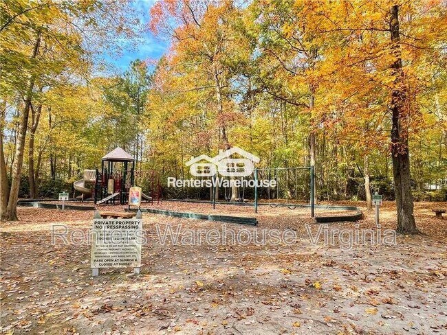 Building Photo - 720 Inlet Quay