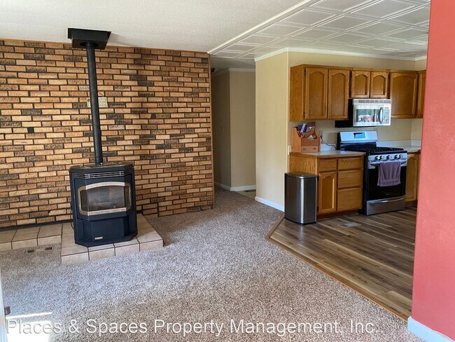 Building Photo - 4 br, 2 bath House - 6314 Disa Lane