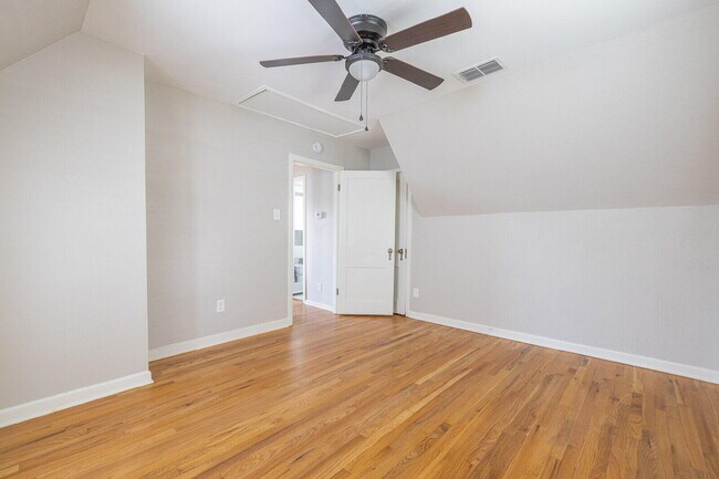 Building Photo - 2614 24th St