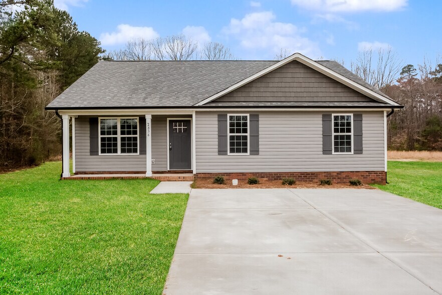 Building Photo - 2836 Enon Church Rd
