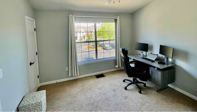 Building Photo - 8114 Summer Gate Ct