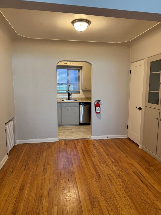 Building Photo - 2376 E Iliff Ave