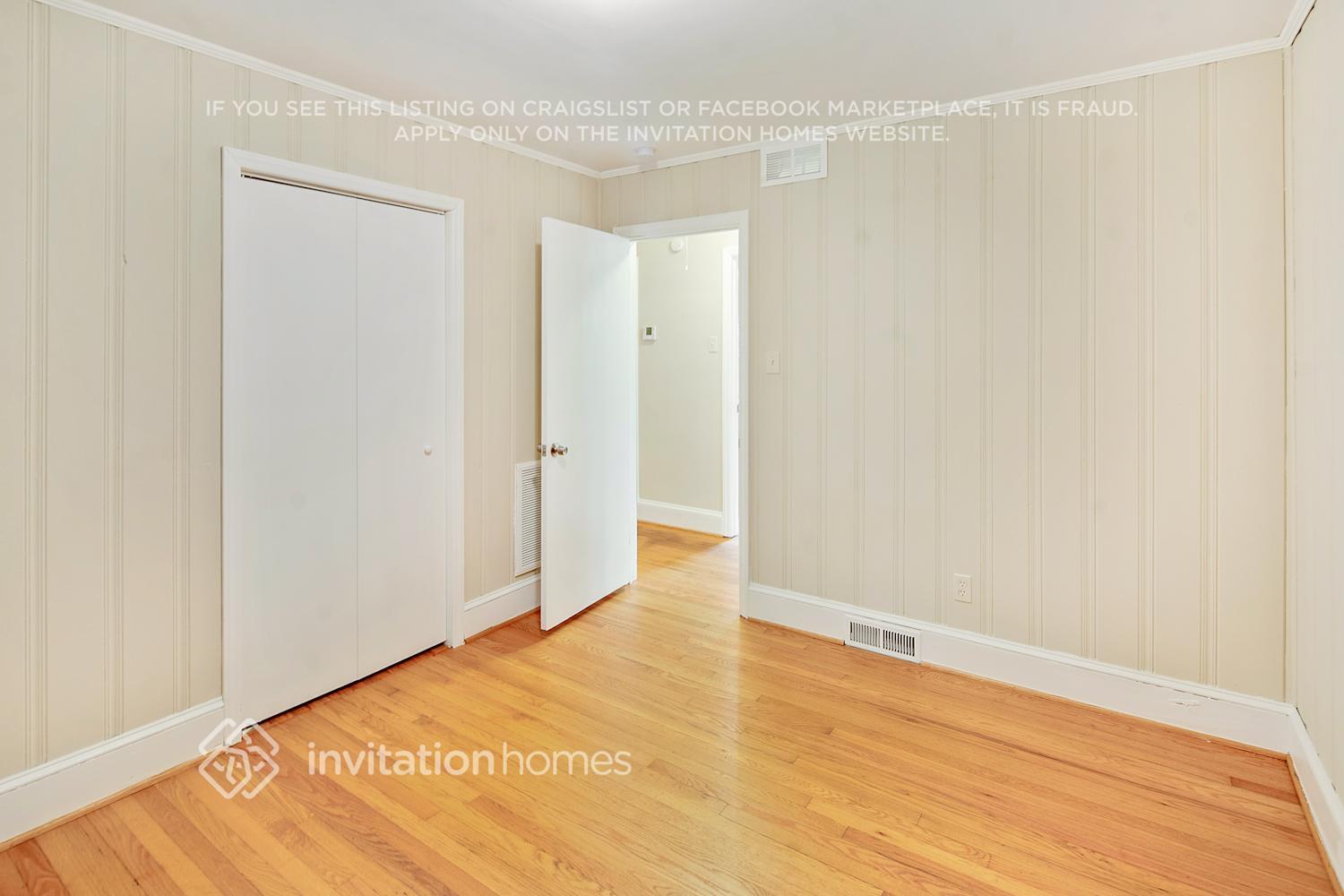 Building Photo - 2312 Markham Ct
