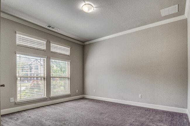 Building Photo - 14015 Steadman Dr