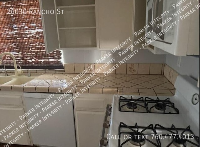 Building Photo - 26030 Rancho St