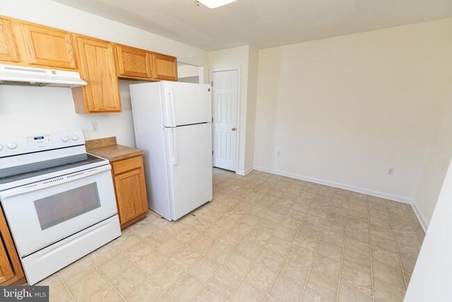 Building Photo - 202 Carsons Ct