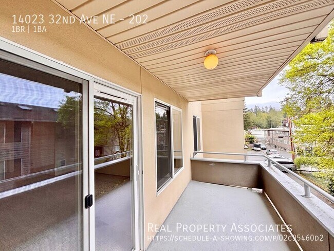 Building Photo - 14023 32nd Ave NE