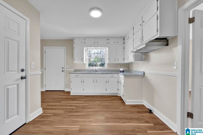 Building Photo - 101 23rd Terrace NW