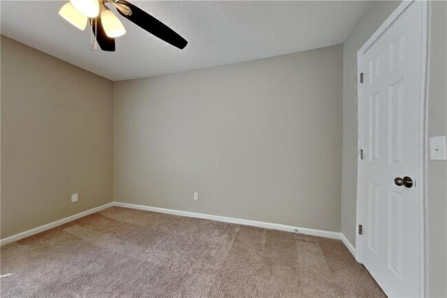 Building Photo - 4174 Glenaire Way NW