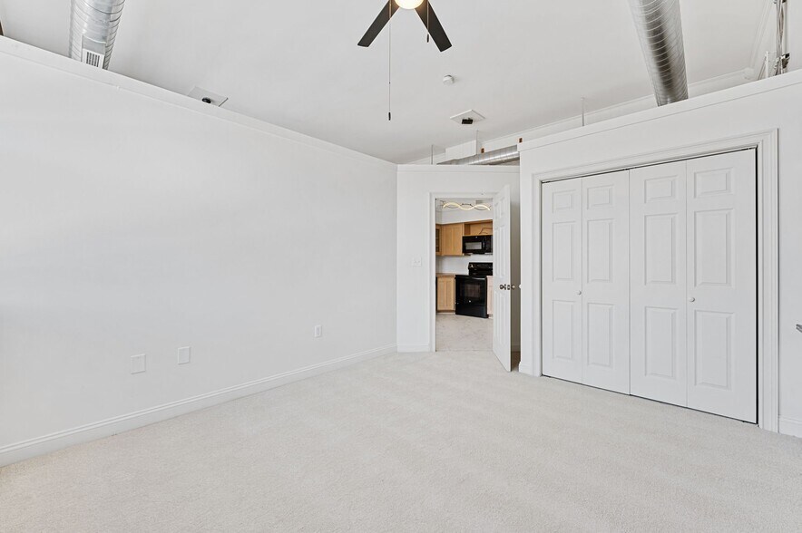 Building Photo - 249 N Athenian Ave