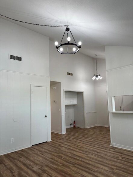 Building Photo - 5409 Purple Sage Dr