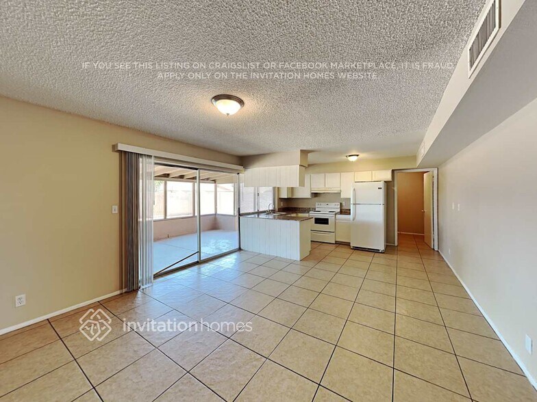 Building Photo - 4213 W Northview Ave