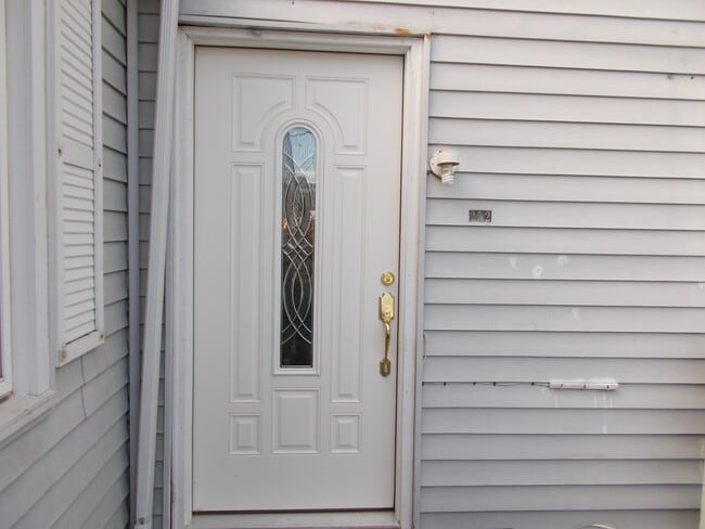 Building Photo - 252 W Mechanic St