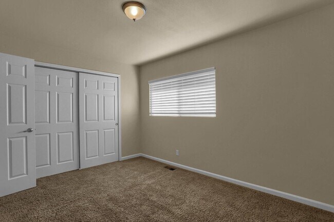 Building Photo - 2488 Washo Cir