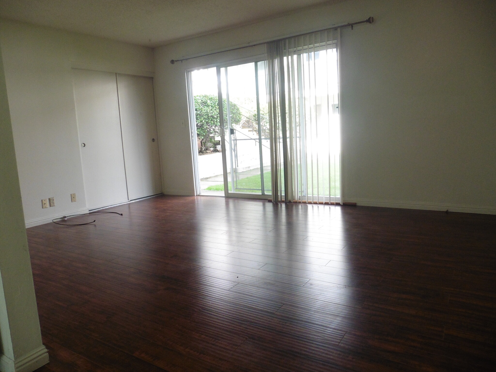 Building Photo - 141 Towne Terrace