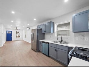 Building Photo - 3521 McIlhenny St