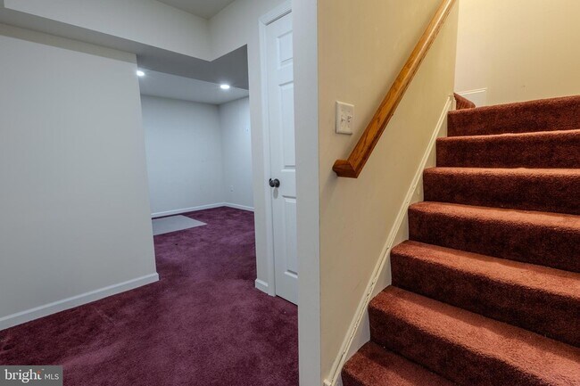 Building Photo - 3365 Alydar Rd