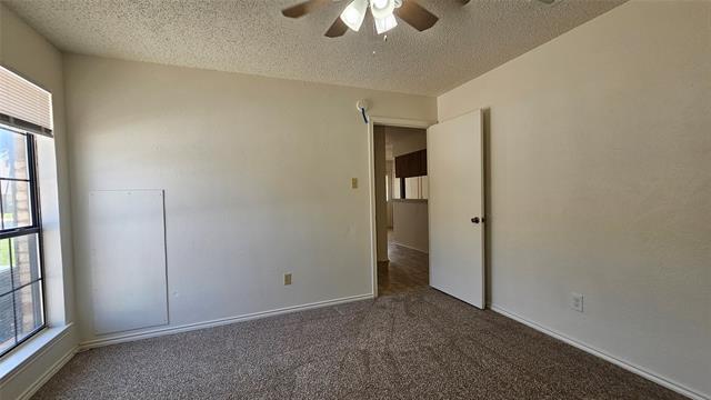 Building Photo - 550 E Windsor Dr