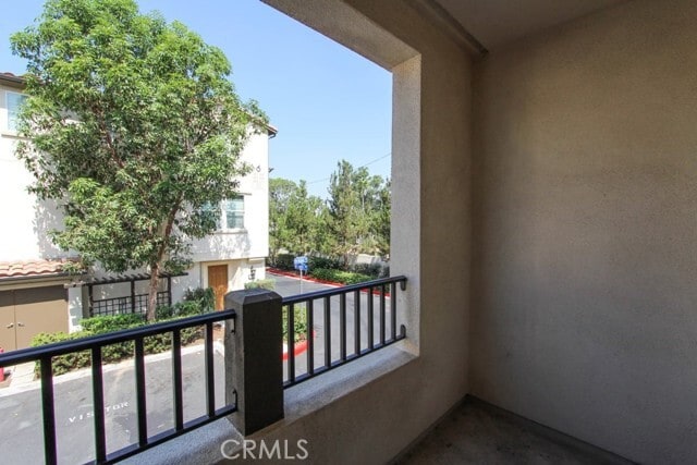 Building Photo - 941 S Bluff Rd