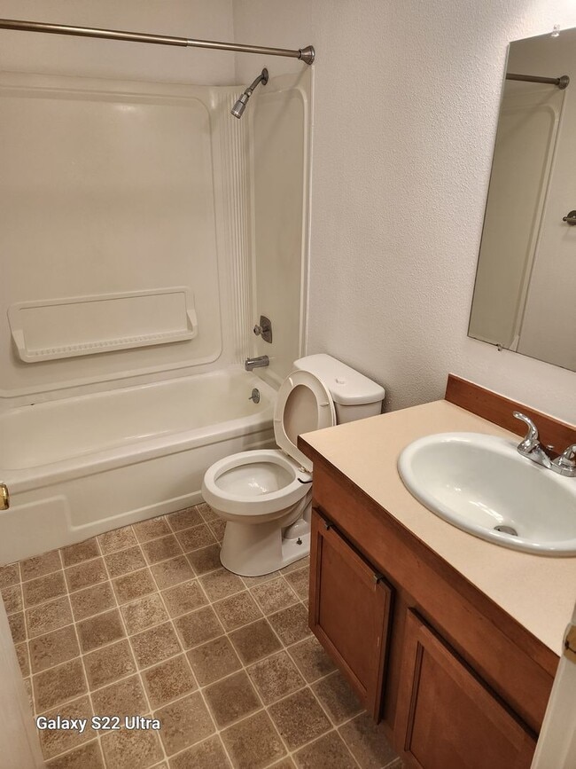 Building Photo - 3430 I St NE