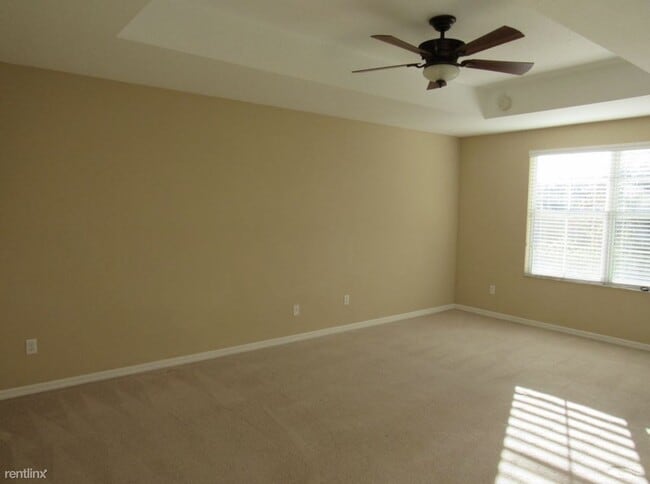 Building Photo - 644 Venice Place