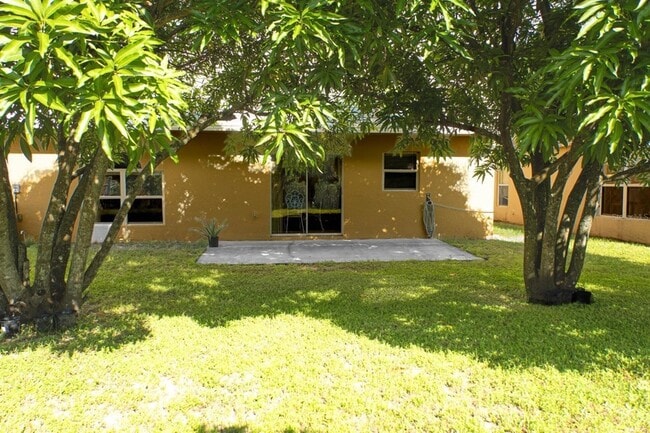 Building Photo - 10437 River Bream Dr