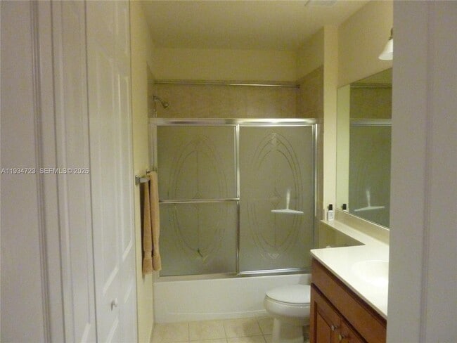 Building Photo - 3500 Oaks Clubhouse Dr