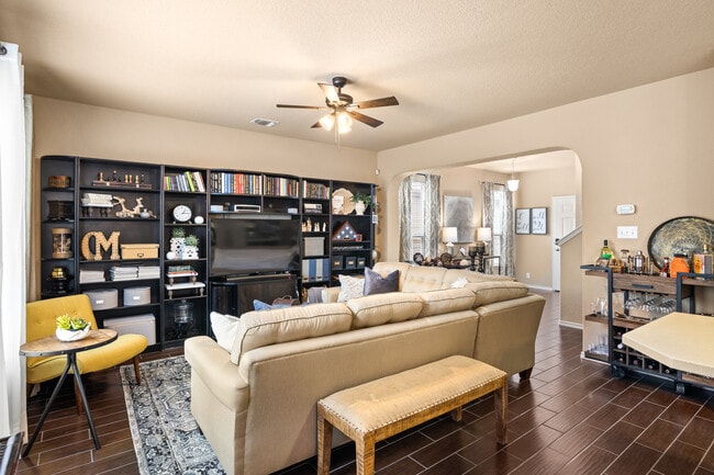 Building Photo - 7222 Sunny Day