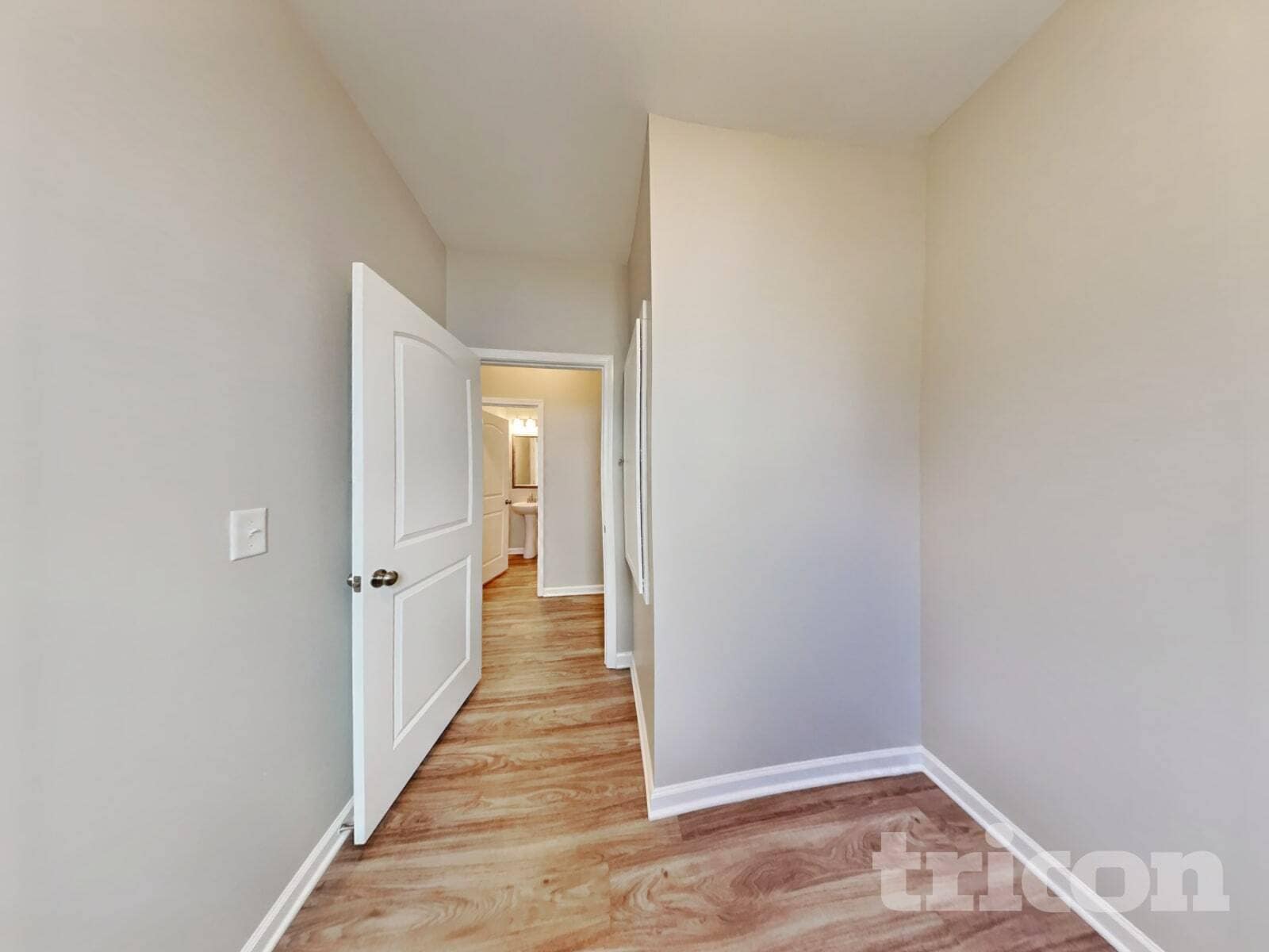 Building Photo - 127 Dunnsmore Dr