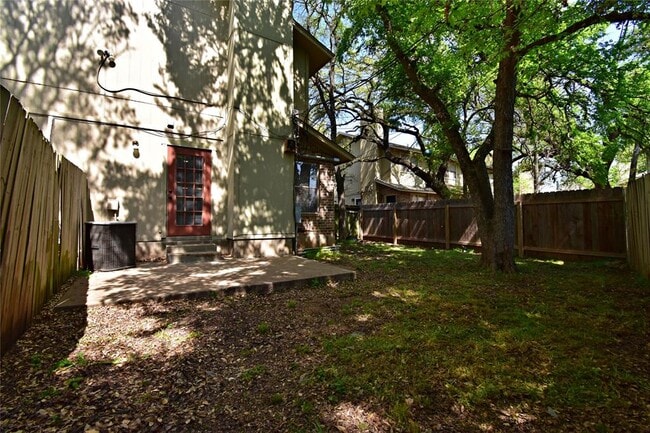 Building Photo - 4411 Whispering Valley Dr