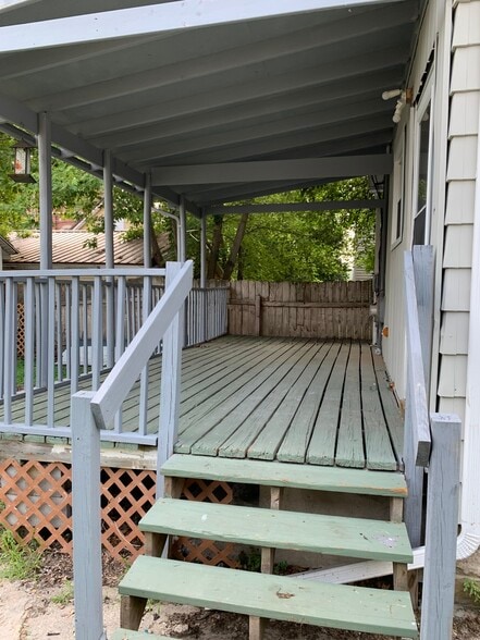 Patio - 659 5th St