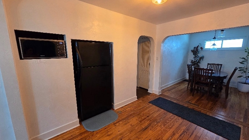 Building Photo - 1310 Waverly Ave