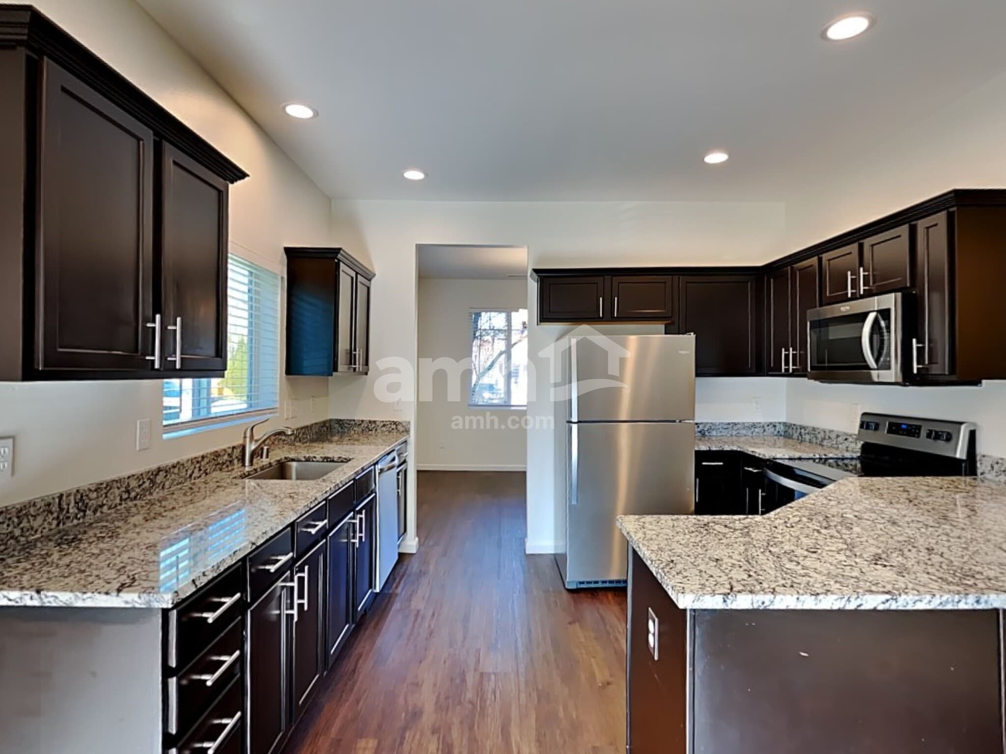 Building Photo - 5935 Colorado Ave SE