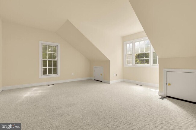 Building Photo - 10606 Rosehaven St