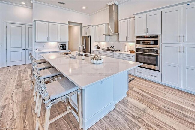 Building Photo - 18460 WildBlue Blvd