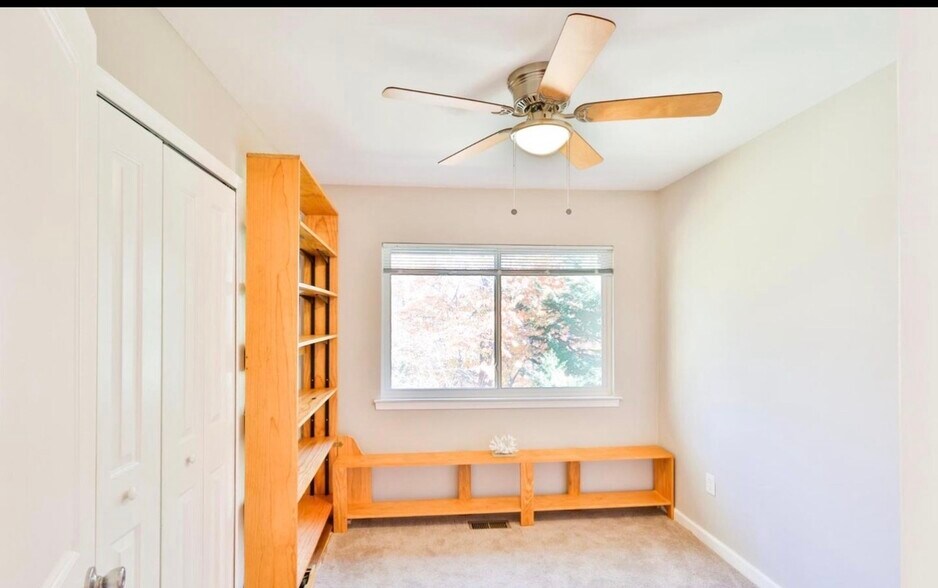 Building Photo - 11817 Coopers Ct