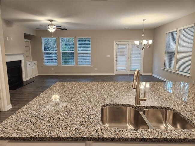 Building Photo - 3417 Park Pointe Cir
