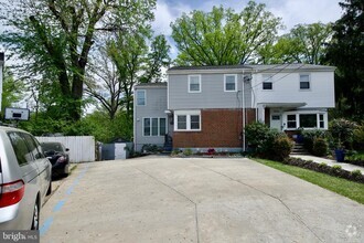 Building Photo - 7029 Stanford Dr