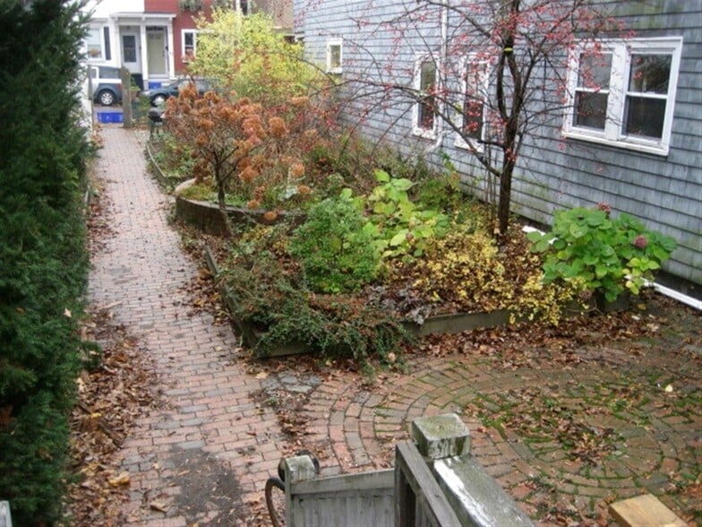 Building Photo - 61 6th St