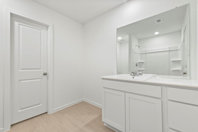 Building Photo - 249 Douglas Hls Dr