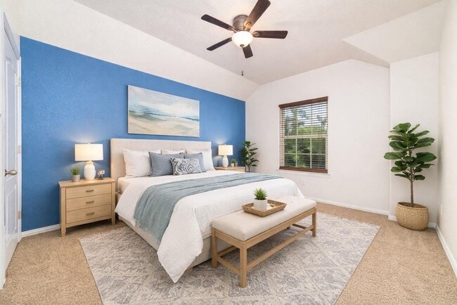 Building Photo - 2051 Brodie Ln