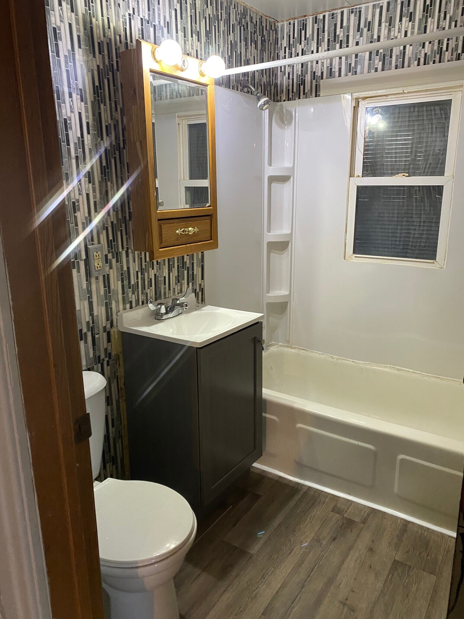 Building Photo - 1119 N Winnebago St