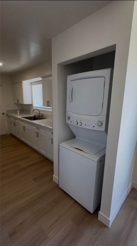 Building Photo - 25981 Cherrywood Dr