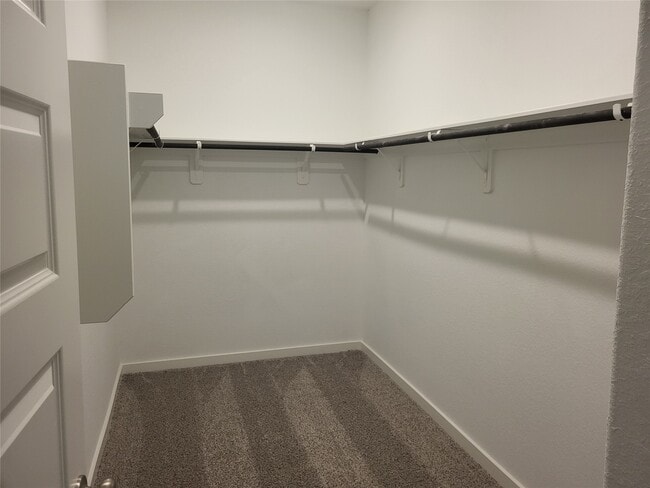 Building Photo - 5611 Madden Ln