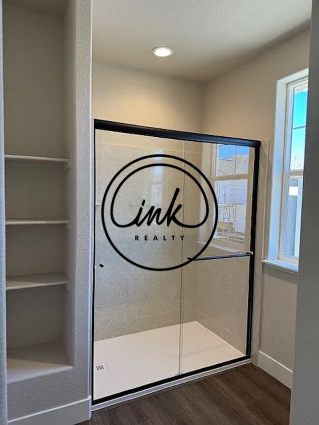 Building Photo - Brand New Two Story Townhouse in the Heart of Gardnerville